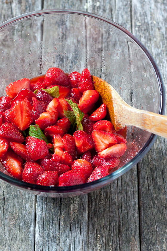 strawberry-skillet--jam4-560