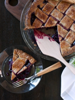 blueberry-plum-pie
