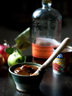 apple-bourbon-chipotle-bbq-sauce