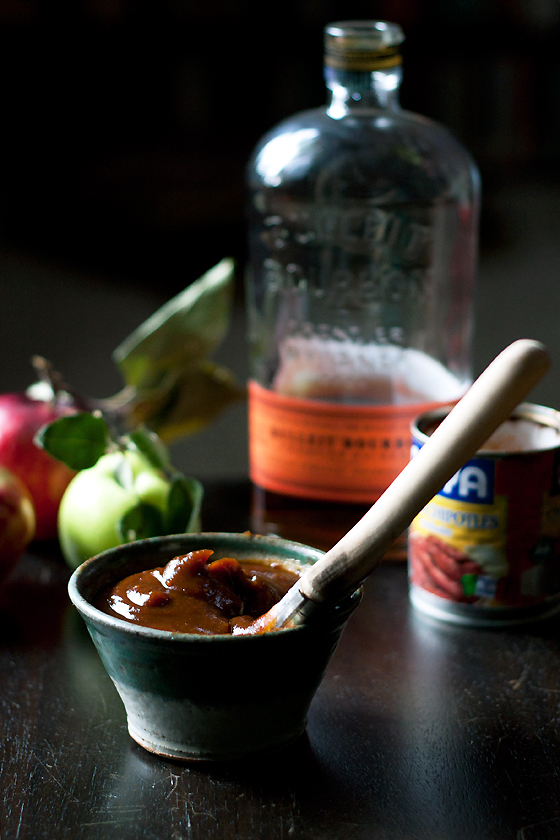 apple-bourbon-chipotle-bbq-sauce