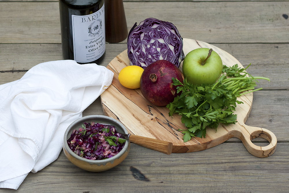 apple-cabbage-pom-slaw